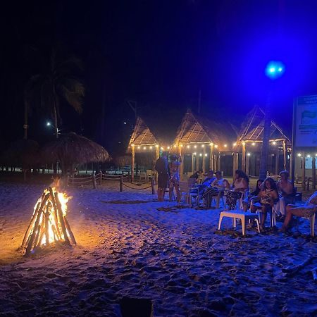 Palmaqua Beach Apartaments Ковеньяс Екстер'єр фото