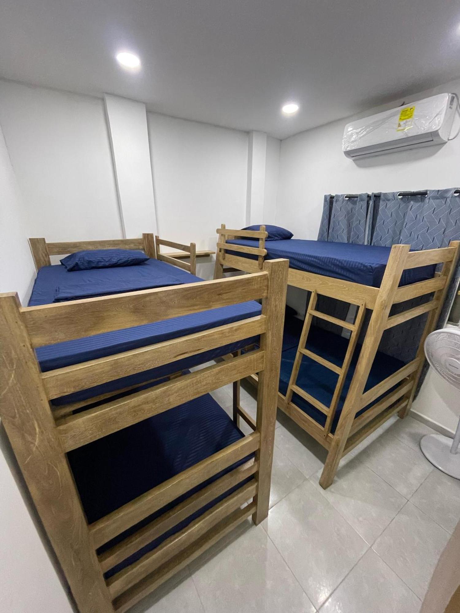 Palmaqua Beach Apartaments Ковеньяс Екстер'єр фото