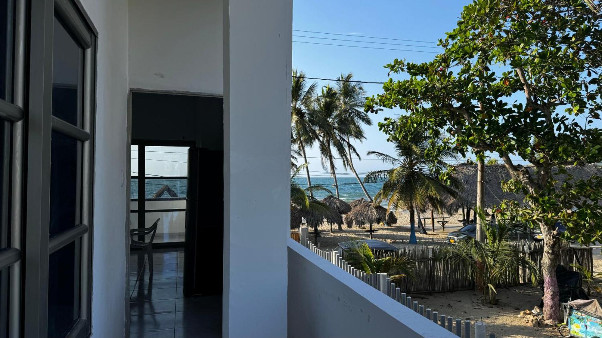 Palmaqua Beach Apartaments Ковеньяс Екстер'єр фото