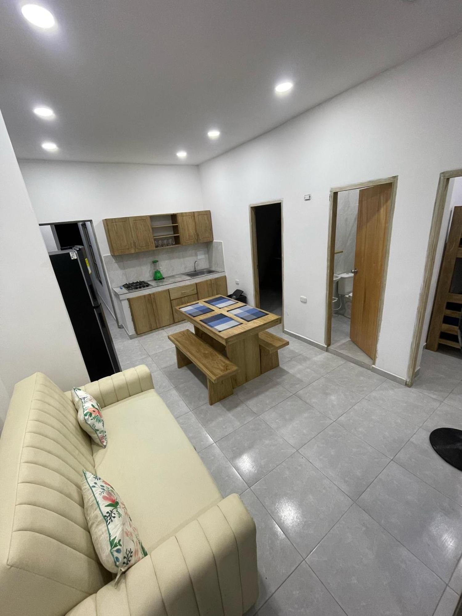 Palmaqua Beach Apartaments Ковеньяс Екстер'єр фото