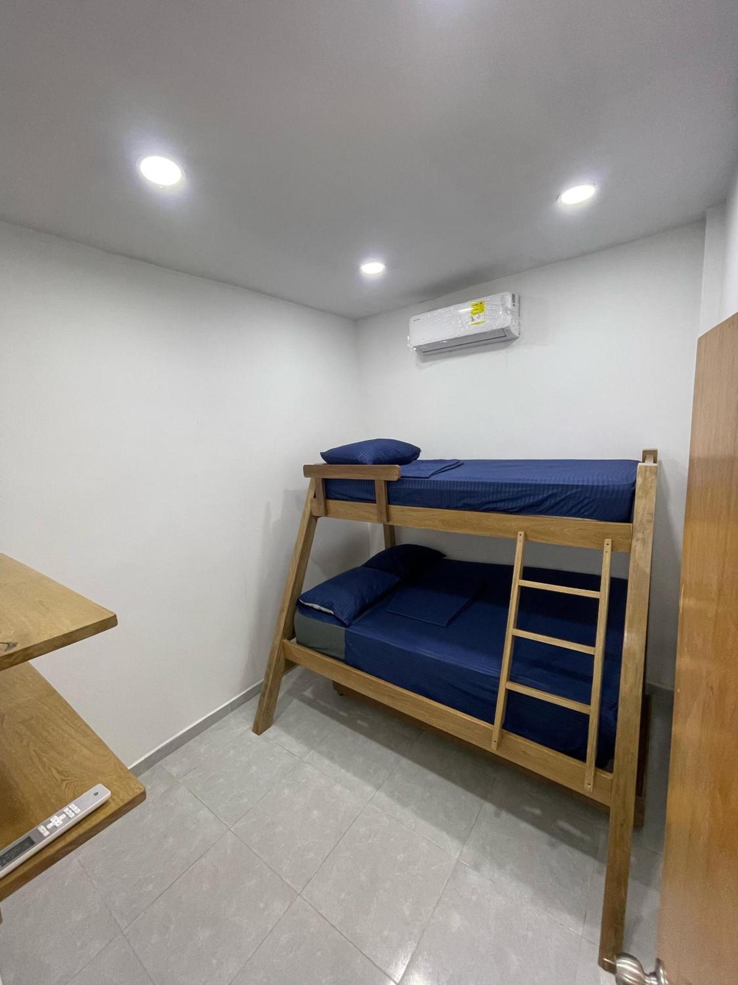 Palmaqua Beach Apartaments Ковеньяс Екстер'єр фото