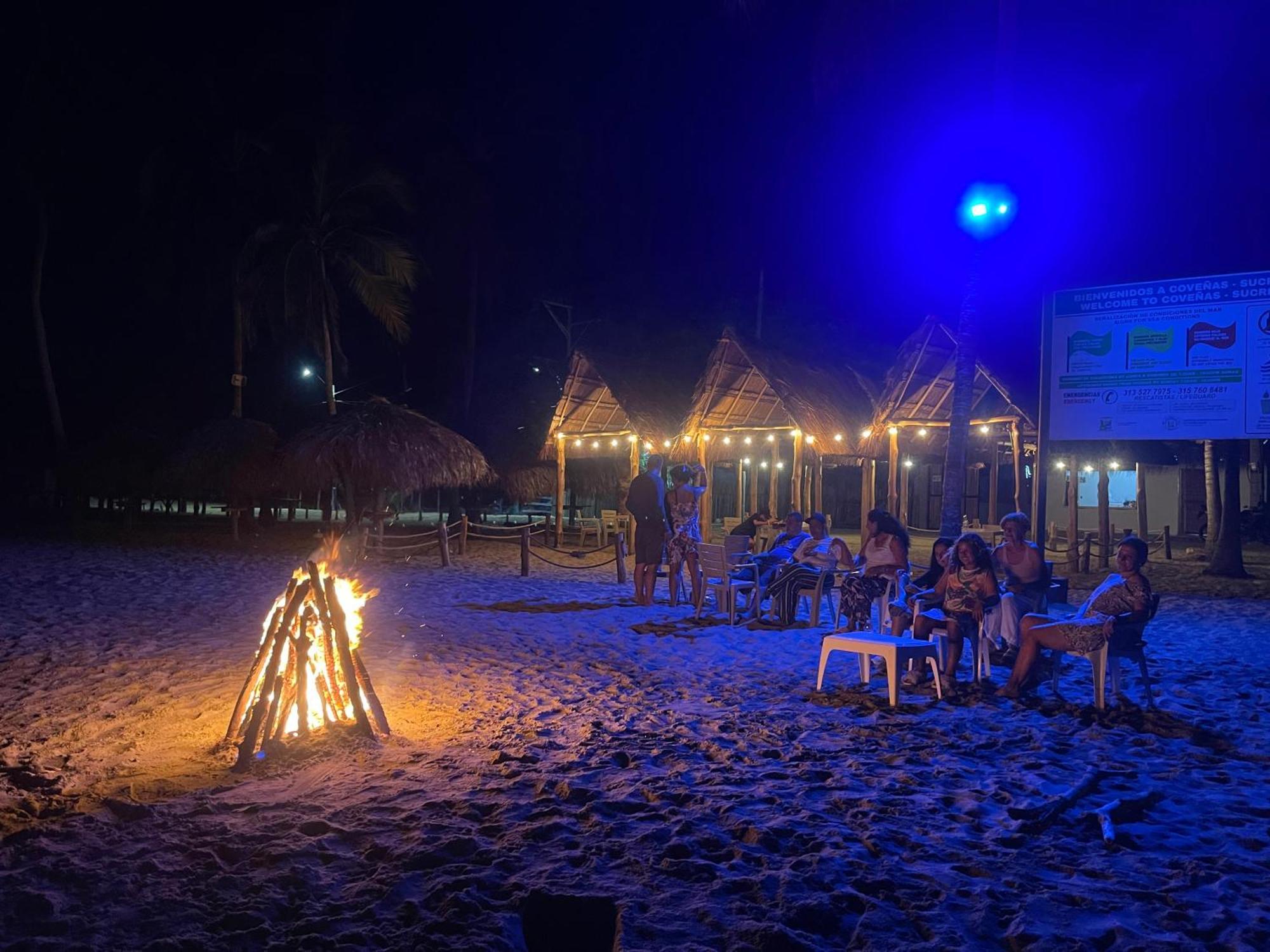 Palmaqua Beach Apartaments Ковеньяс Екстер'єр фото